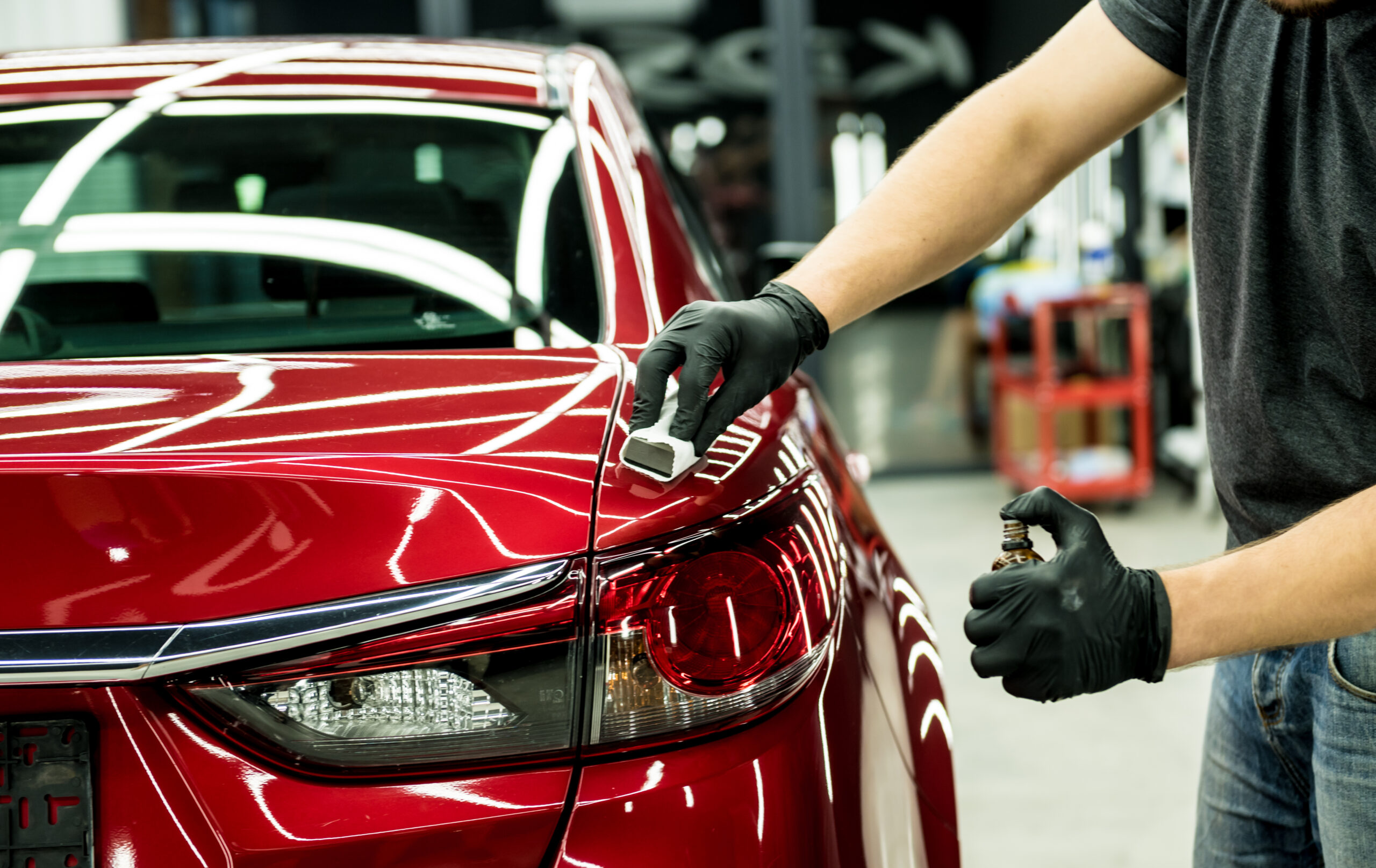 What are the Benefits of Waxing Your Car?